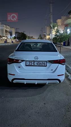 نیسان سێنترا